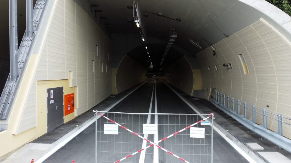 A26 Westumfahrung Linz: Im Bau befinden sich die Auf- und Abfahrten, welche zur Gänze im Tunnel sind.