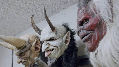 Eine Galerie zum Fürchten: In Martin Roiders Werkstatt entstehen Krampusmasken und Perchtenmasken