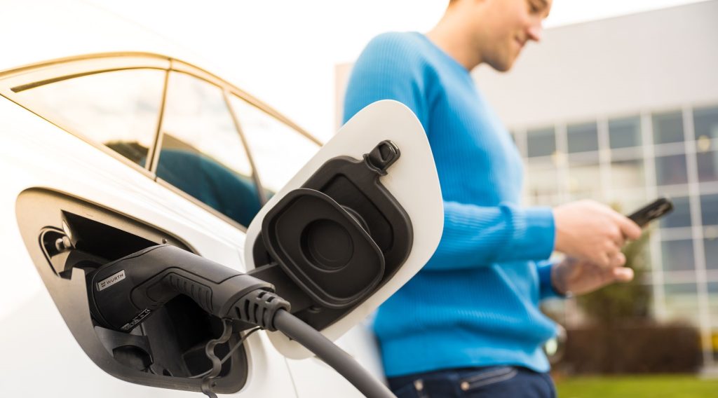 Elektroauto beim Laden