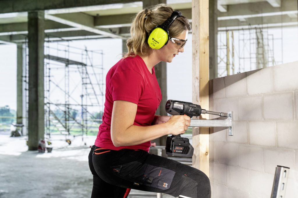 Kapselgehörschutz WNA 200/F, Akku-Maschinen Taschenset 18 V ABS/ABH/ASS COMPACT M-CUBE, M-CUBE Taschenset ABS/ABH/ASS, Akku-Schlagschrauber ASS 18-1/2 Zoll COMPACT M-CUBE, Akku Li-Ion 18 V BASIC M-CUBE, Mauer, Baustelle, 0899102380, Schutzbrille Cetus X-treme, 0899102382, Schutzbrille Cetus X-treme 65KB, 0899300430